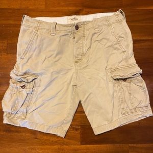 Men’s cargo shorts size 36